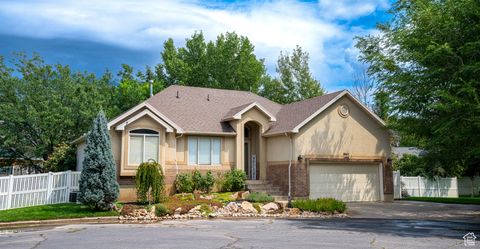 Photo of 1962 E 7550 S, South Weber, UT 84405 (MLS # 2108867)