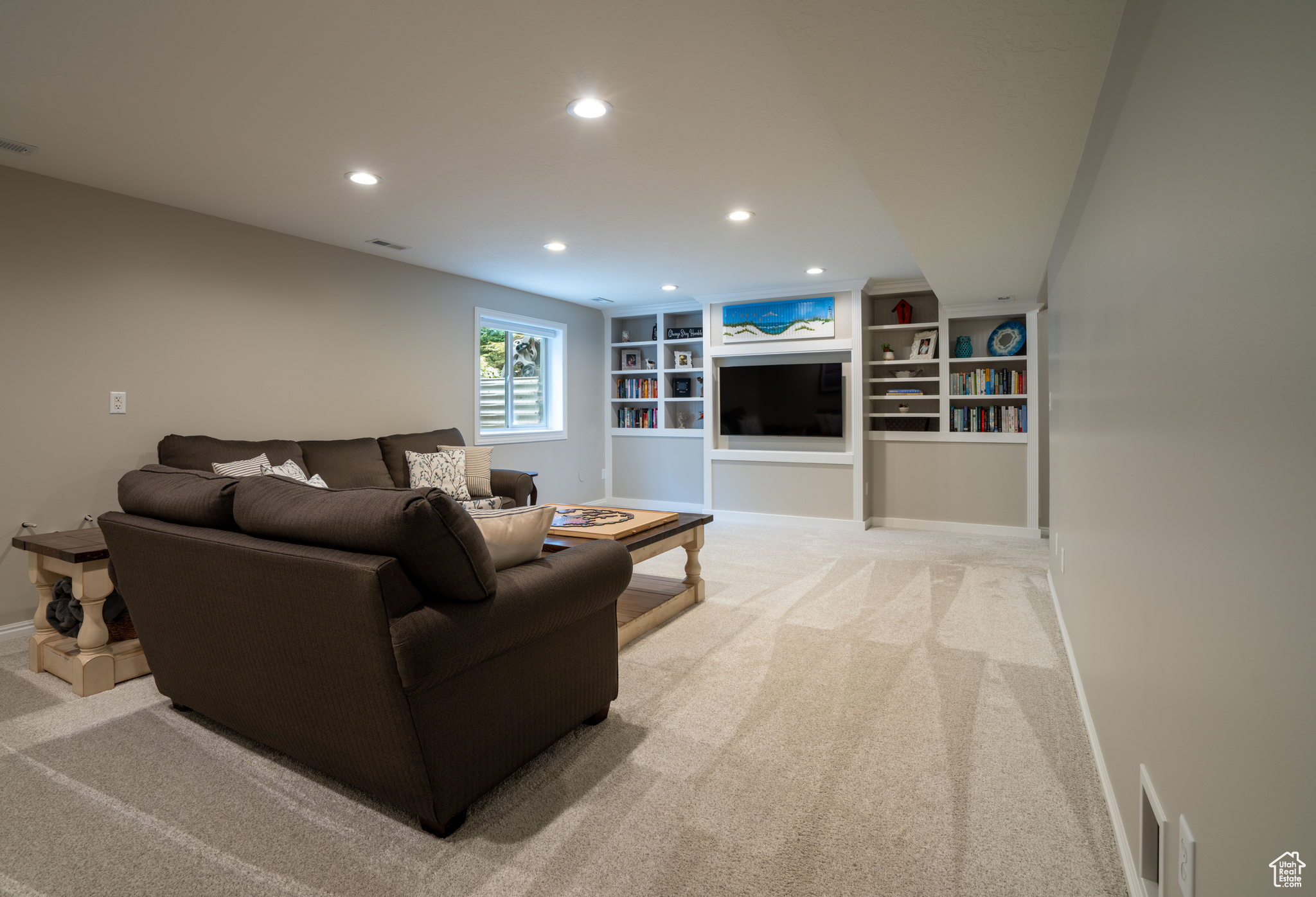 CEDAR COVE - Residential