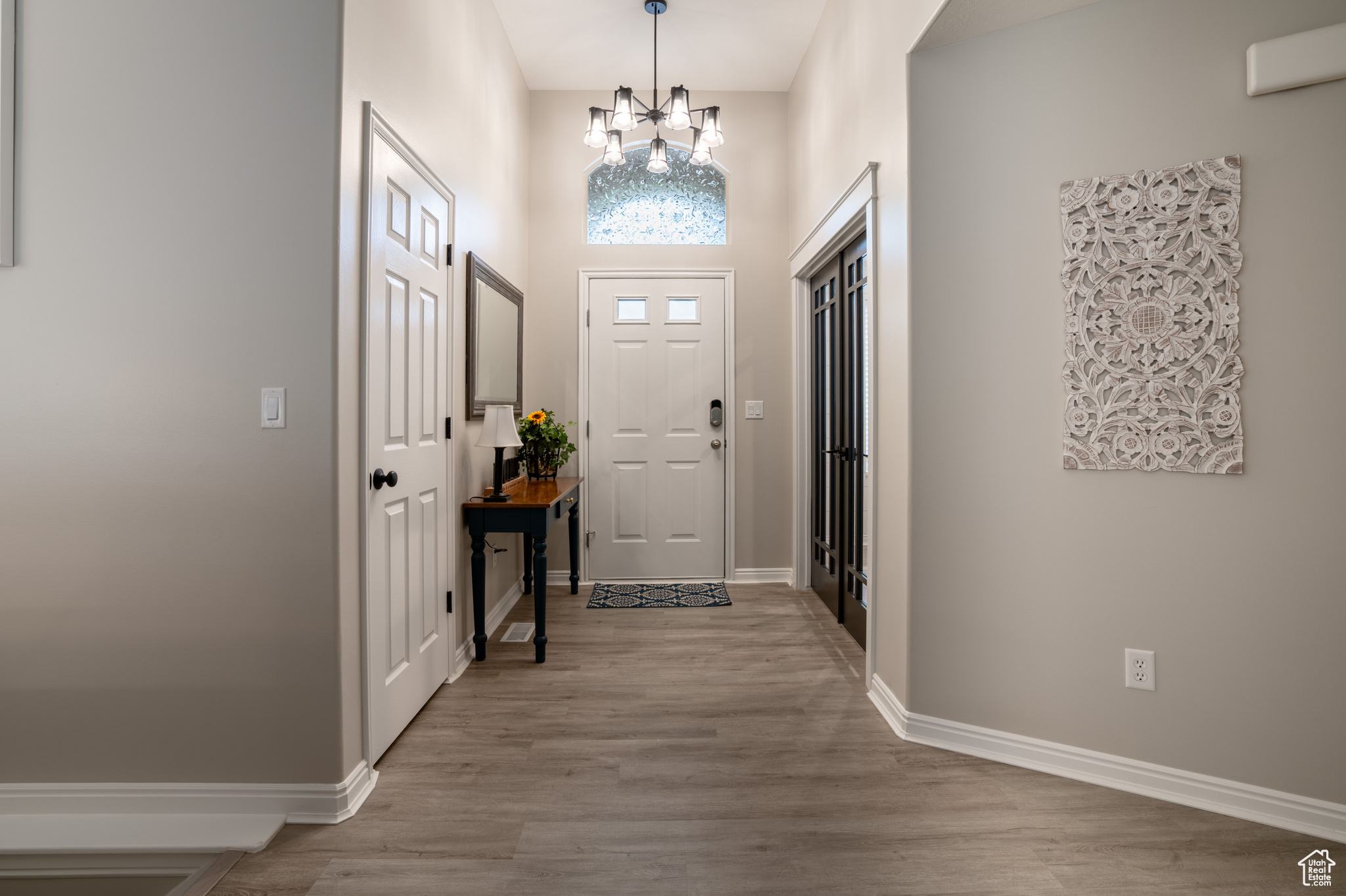CEDAR COVE - Residential
