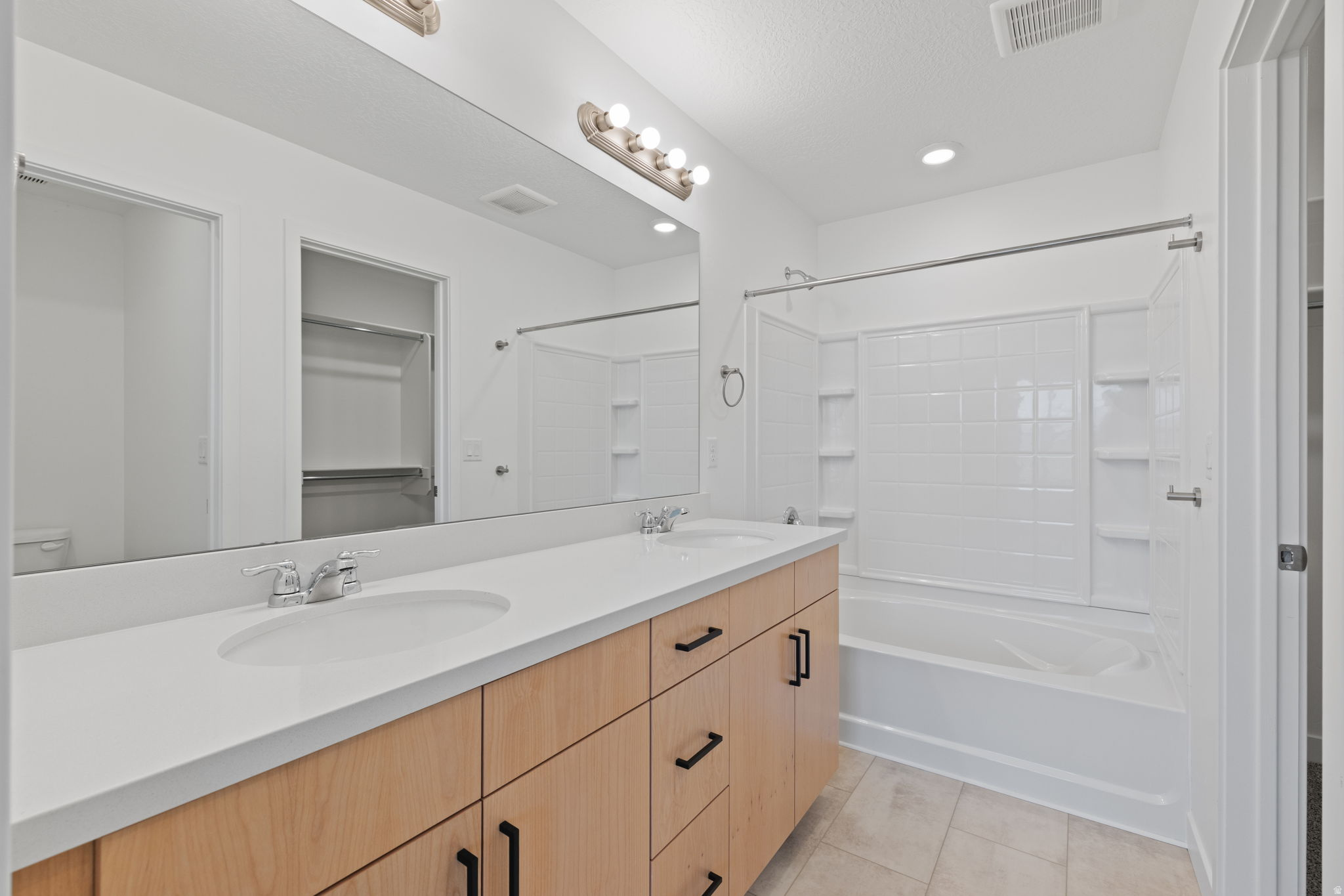 JOSHUA TREE - Residential