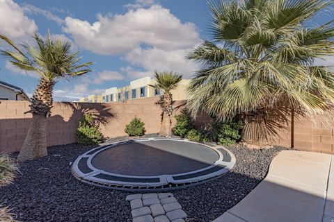 Tiny photo for 4147 S 490 E, Washington, UT 84780 (MLS # 2136348)