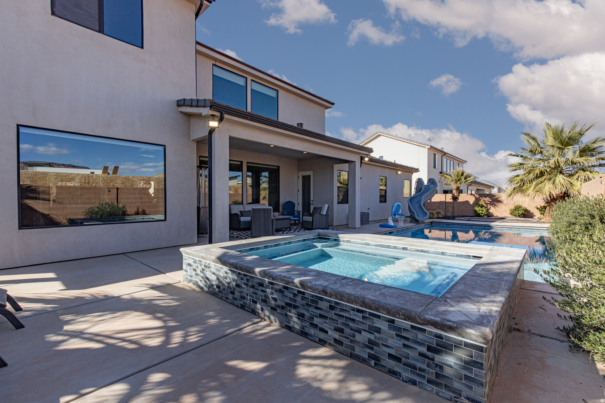 CRIMSON FIELDS PH 3 - Residential