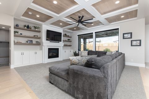 Tiny photo for 4147 S 490 E, Washington, UT 84780 (MLS # 2136348)