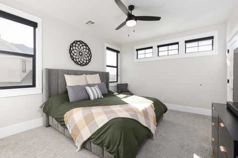 Tiny photo for 4147 S 490 E, Washington, UT 84780 (MLS # 2136348)