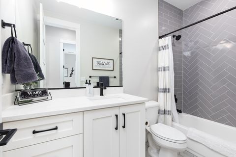 Tiny photo for 4147 S 490 E, Washington, UT 84780 (MLS # 2136348)