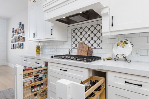 Tiny photo for 4147 S 490 E, Washington, UT 84780 (MLS # 2136348)