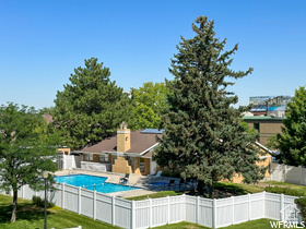 SHADOW RIDGE - Residential