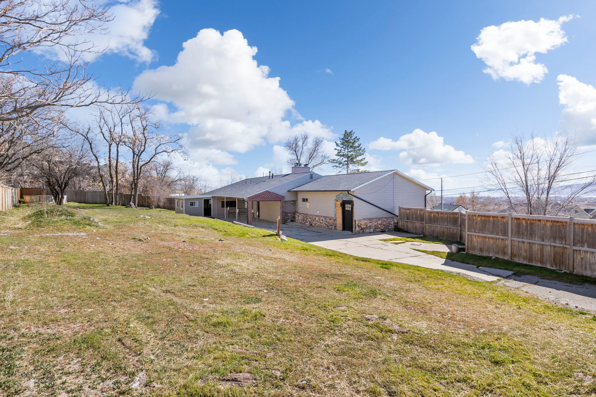 AVANYU ACRES - Residential