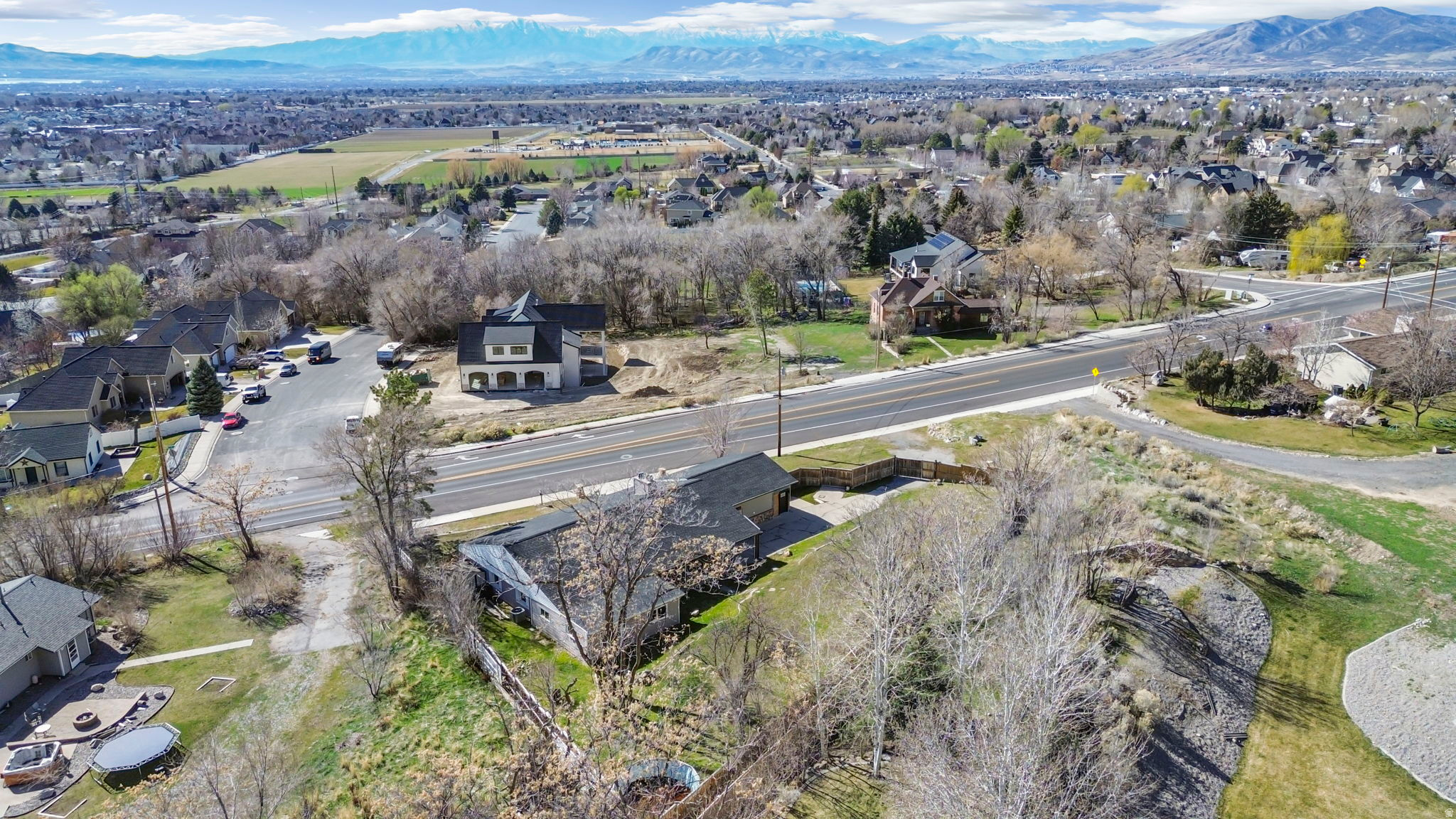 AVANYU ACRES - Residential