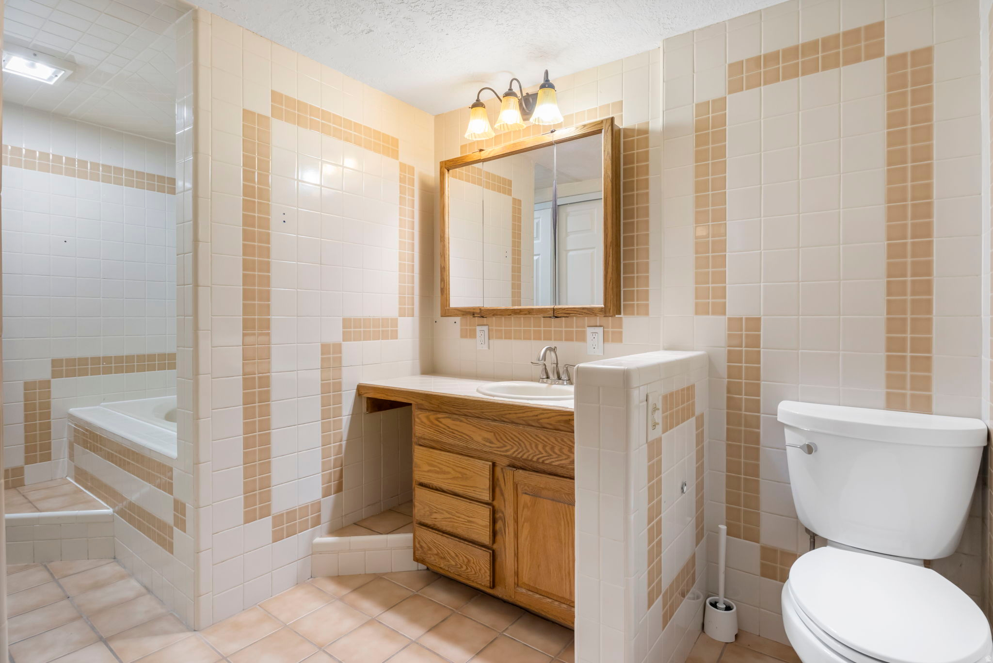 AVANYU ACRES - Residential