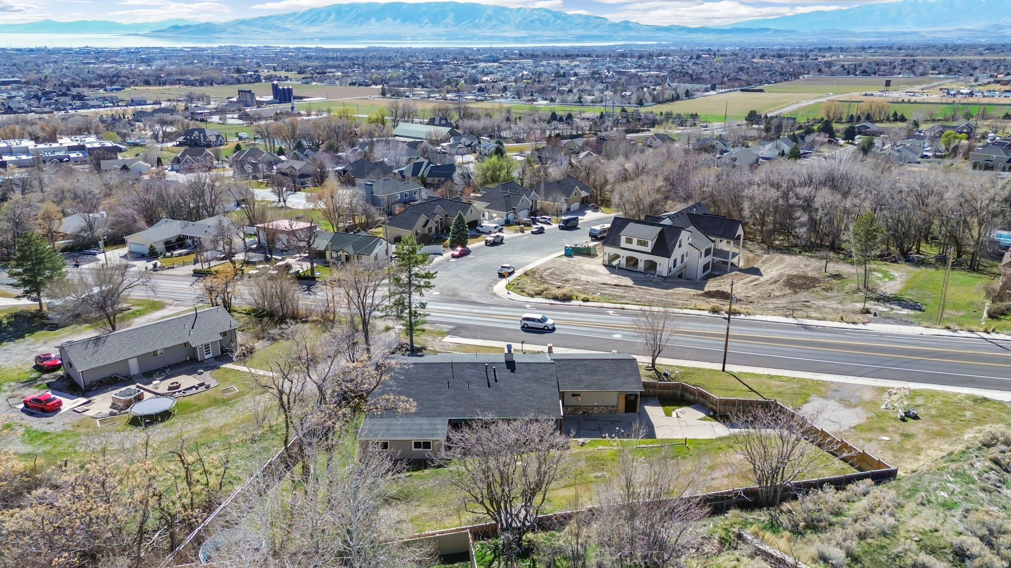 AVANYU ACRES - Residential