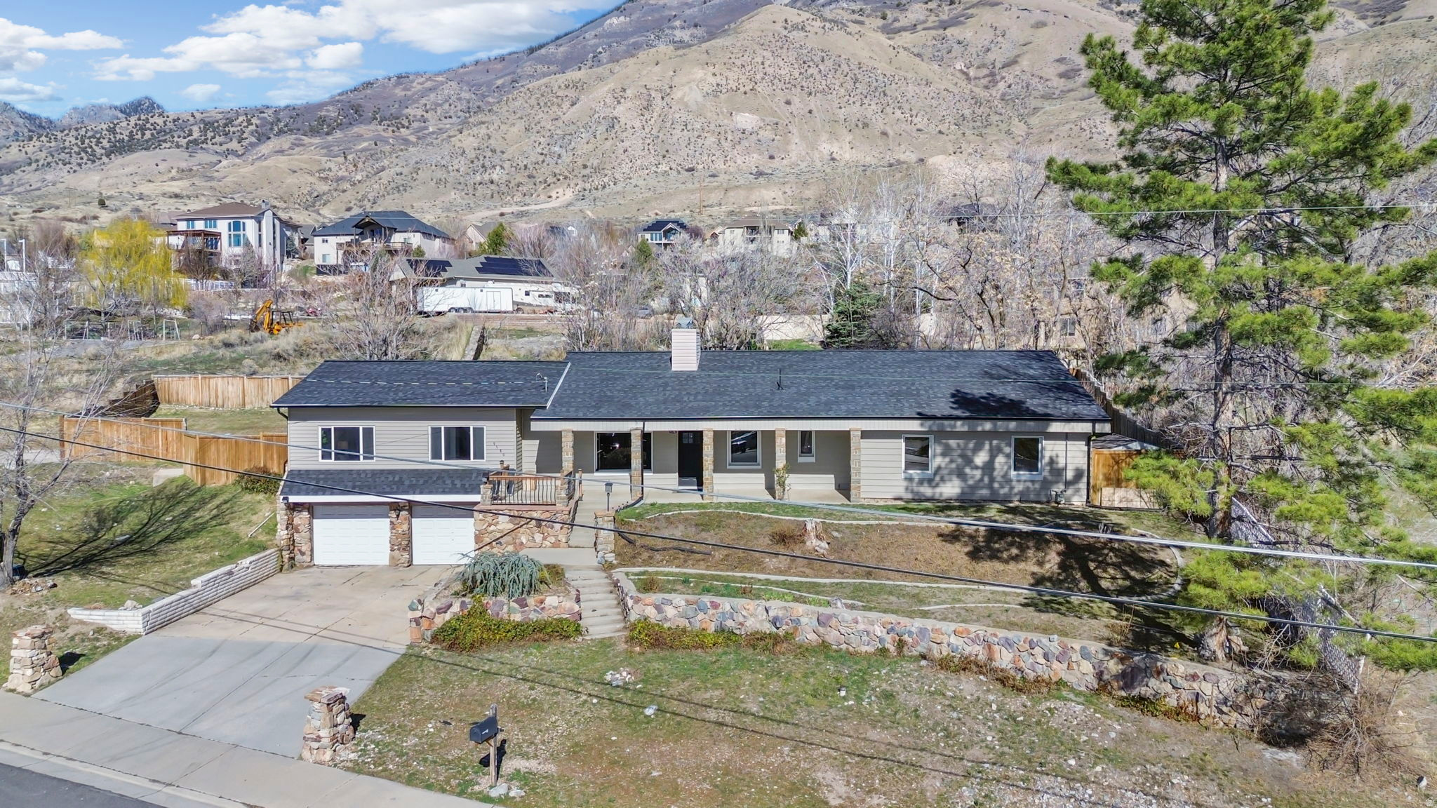 AVANYU ACRES - Residential