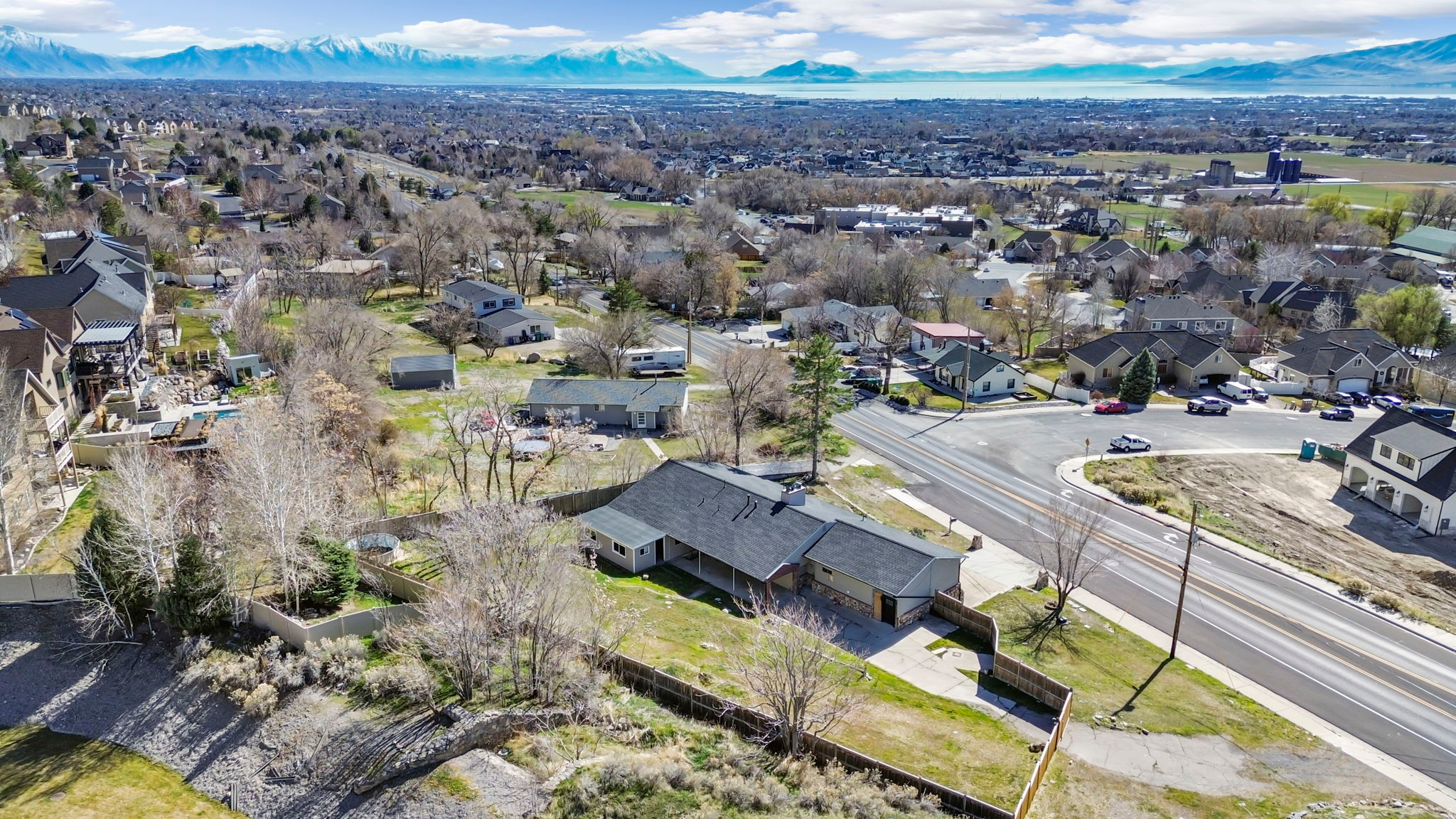 AVANYU ACRES - Residential