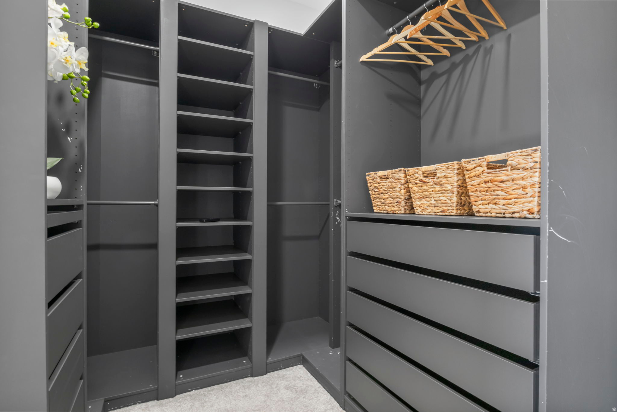 AVANYU ACRES - Residential