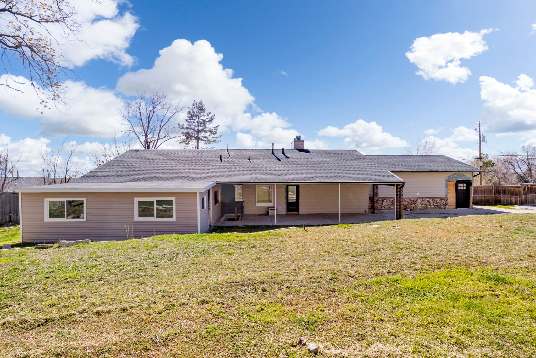 AVANYU ACRES - Residential