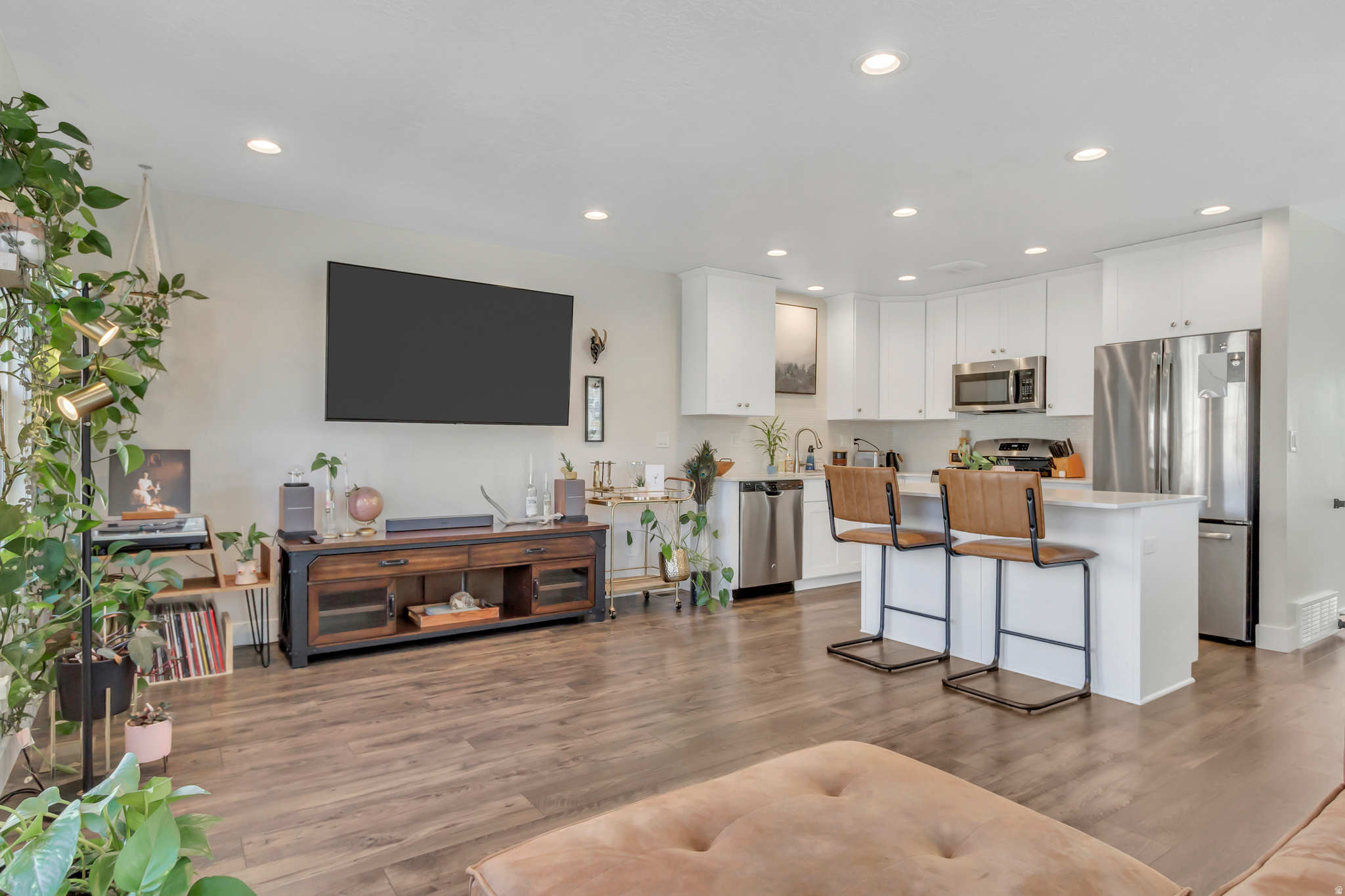 DAYBREAK VILLAGE 8 - Residential