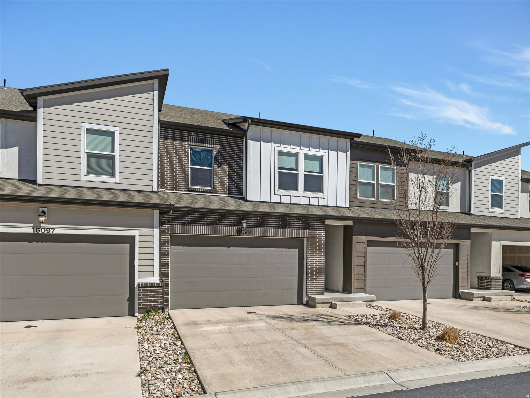 BRINGHURST STATION - Residential