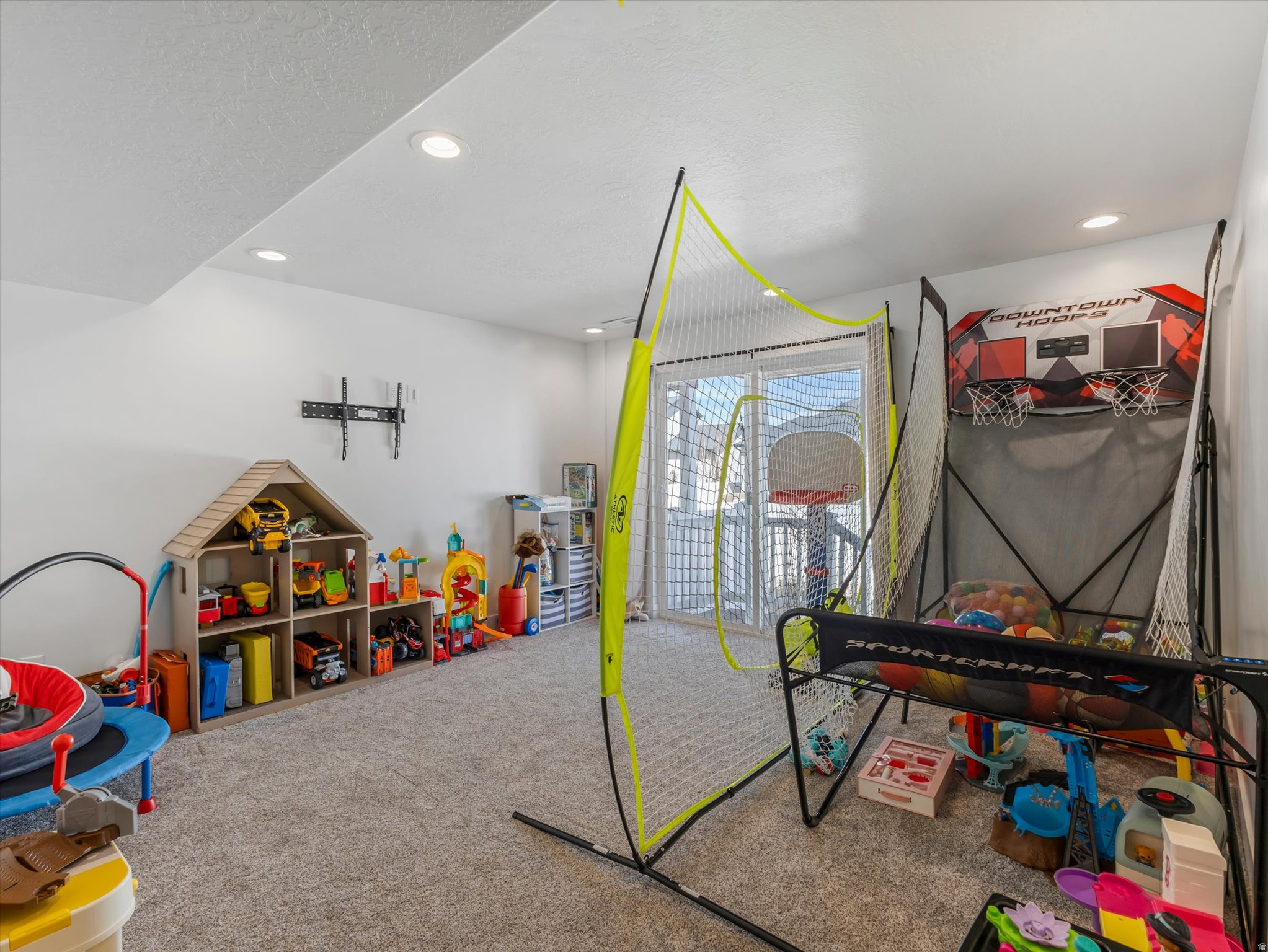 BRINGHURST STATION - Residential