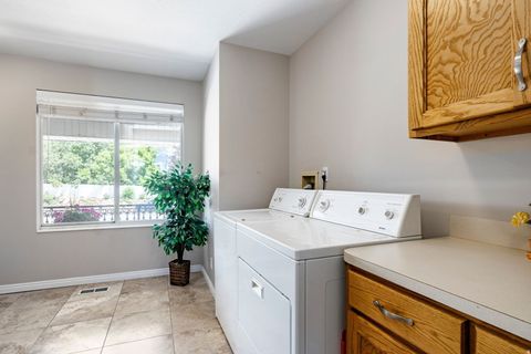 Tiny photo for 4863 GLASMANN WAY, South Ogden, UT 84403 (MLS # 2162869)