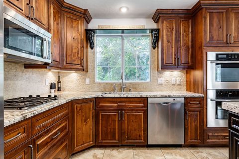 Tiny photo for 4863 GLASMANN WAY, South Ogden, UT 84403 (MLS # 2162869)