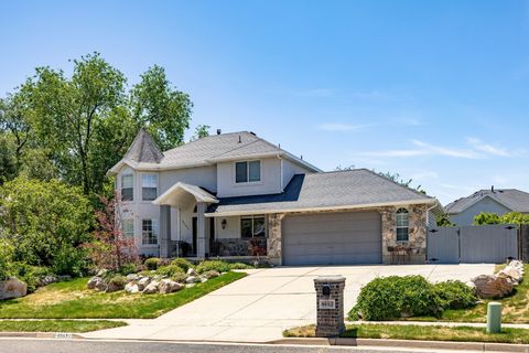 Tiny photo for 4863 GLASMANN WAY, South Ogden, UT 84403 (MLS # 2162869)