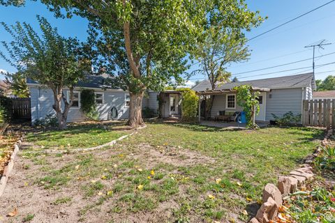 Tiny photo for 2728 S 800 E, Salt Lake City, UT 84106 (MLS # 2119329)