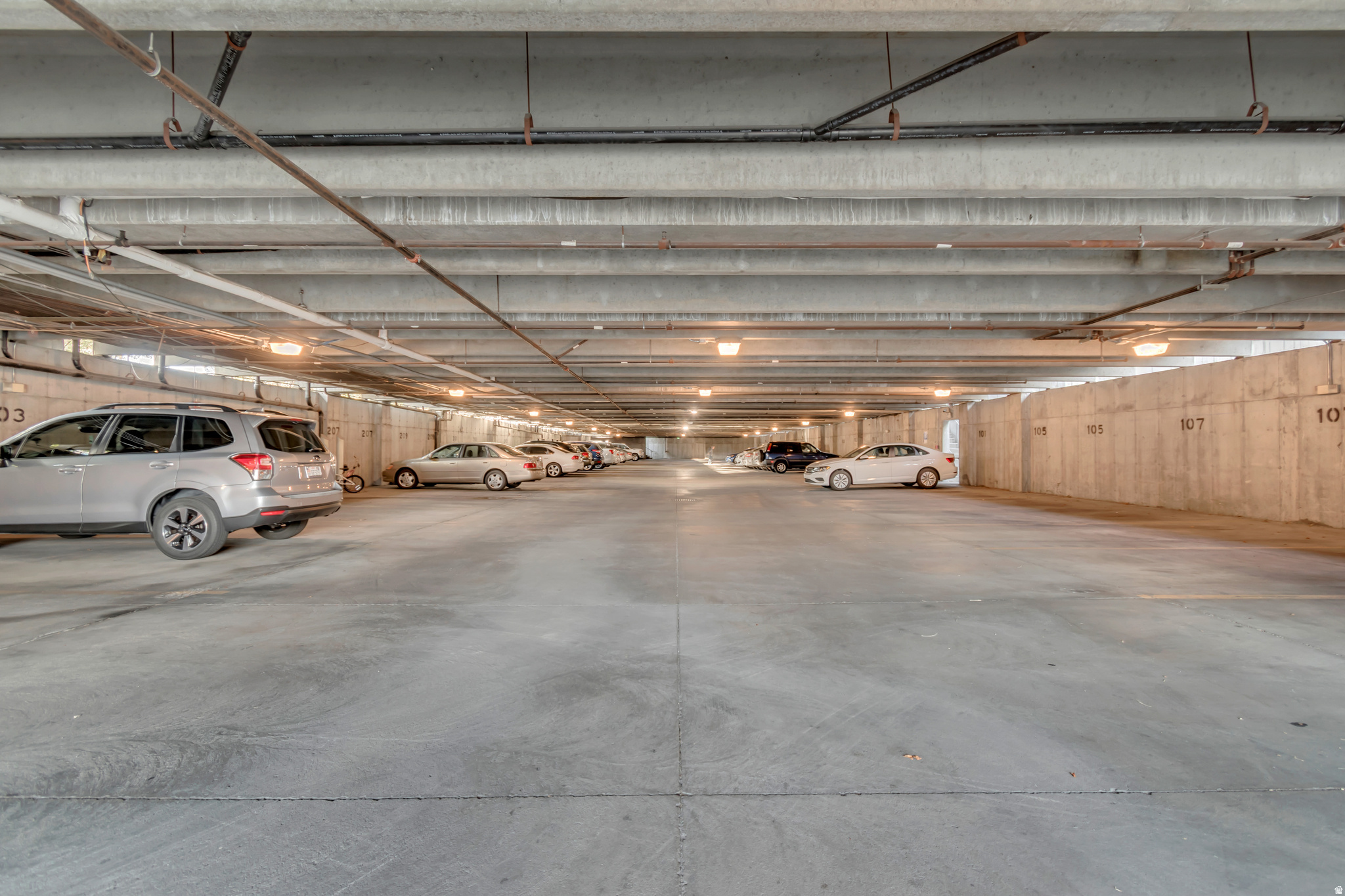 BEL COURTYARD - Residential