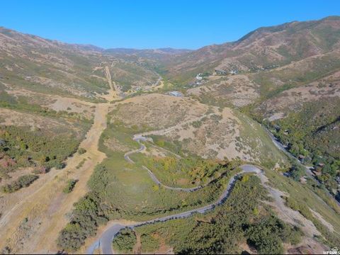 Tiny photo for 375 S GOT TEETH LN #2, Emigration Canyon, UT 84108 (MLS # 2145567)