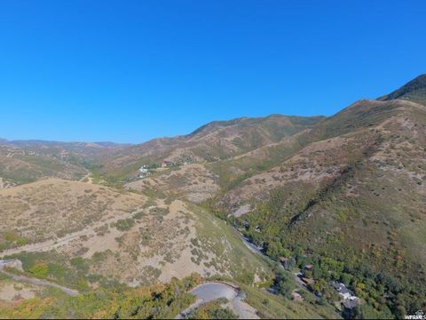 Tiny photo for 375 S GOT TEETH LN #2, Emigration Canyon, UT 84108 (MLS # 2145567)