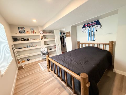 Tiny photo for 681 E ABBOTTSFORD CT S, Sandy, UT 84070 (MLS # 2158582)
