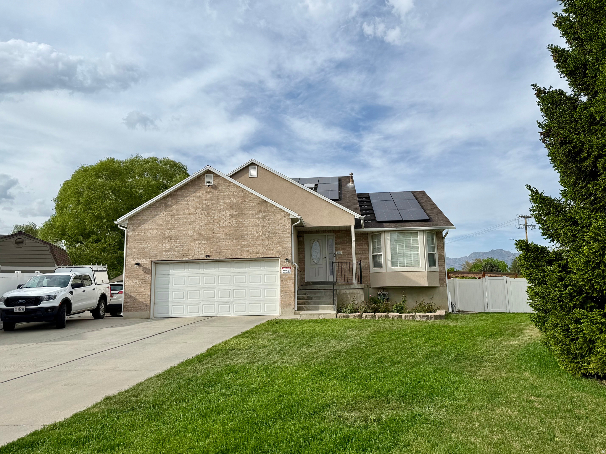 ABBOTTSFORD - Residential