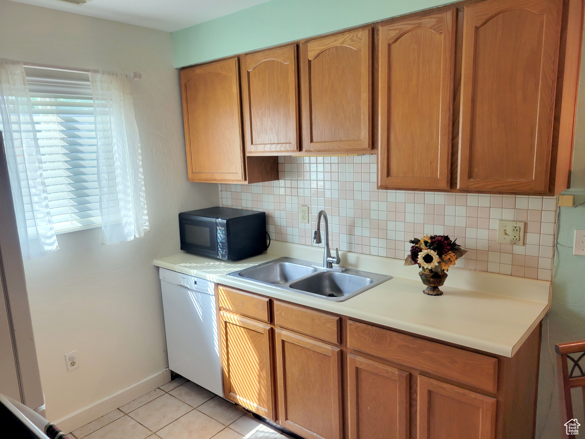 3618 CONDO HOA (FORMERLY MOUNTAIN VIEW) - Residential