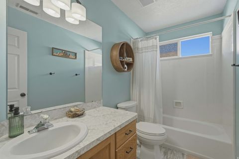 Tiny photo for 2138 W CRAIG LN S, Syracuse, UT 84075 (MLS # 2138776)