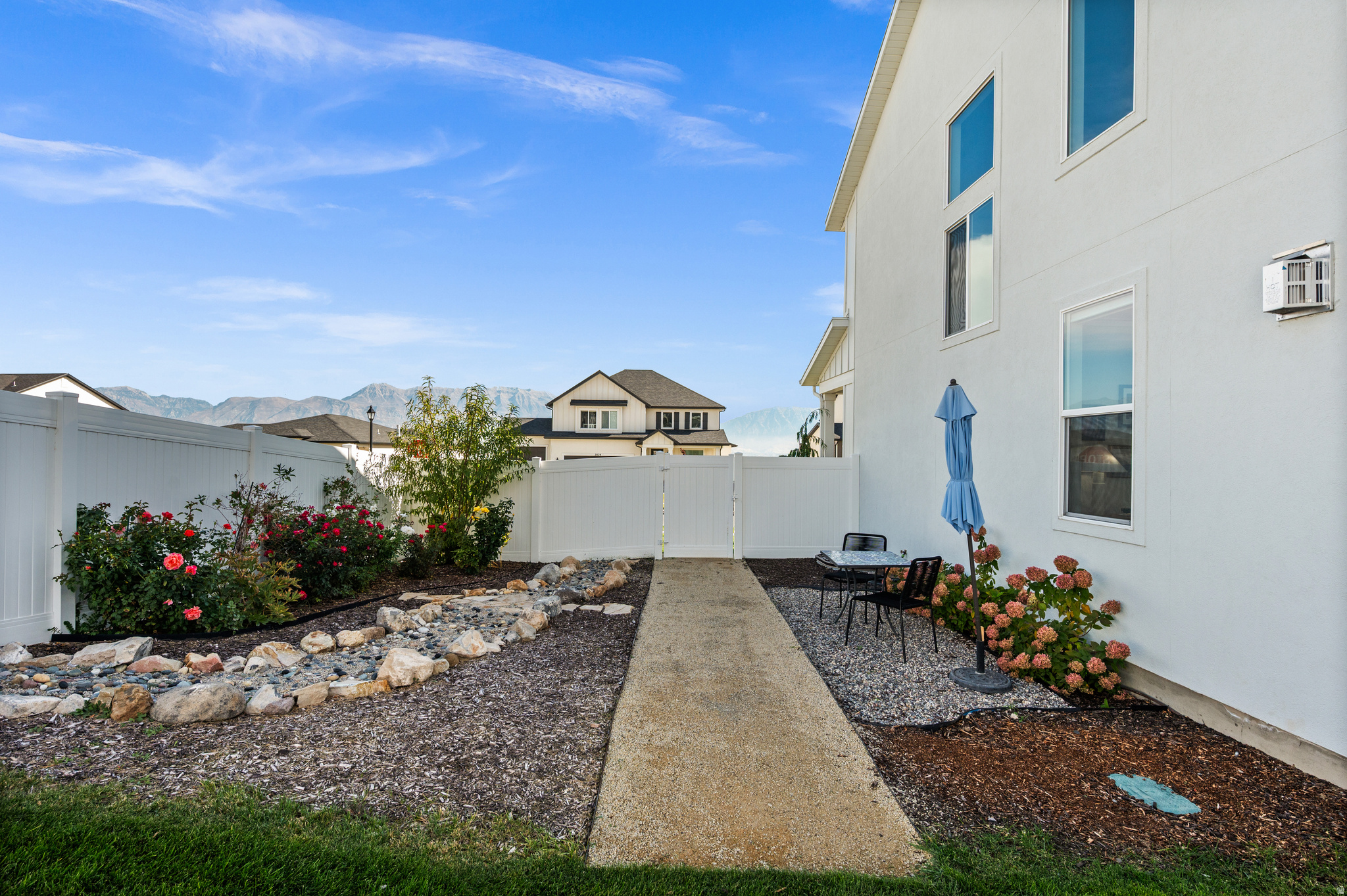 MALLARD BAY - Residential