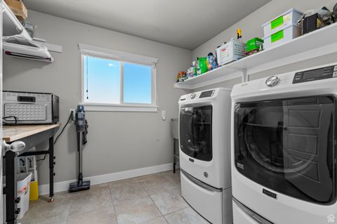 Tiny photo for 366 W SKY HAWK WAY, Elk Ridge, UT 84651 (MLS # 2098906)