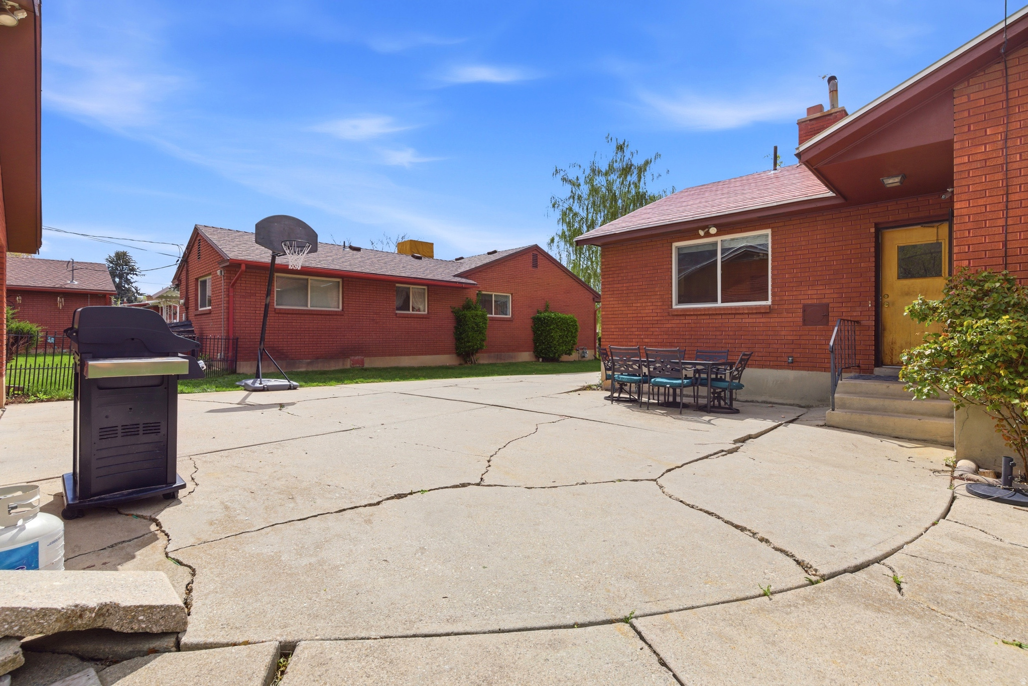 MONTE VISTA - Residential