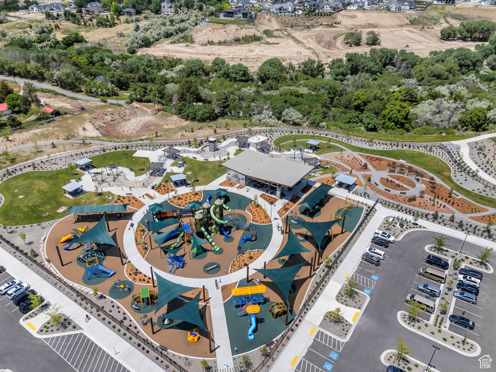 Lehi, Utah 84043, United States, 4 Bedrooms Bedrooms, ,3 BathroomsBathrooms,Residential,Pending,146141