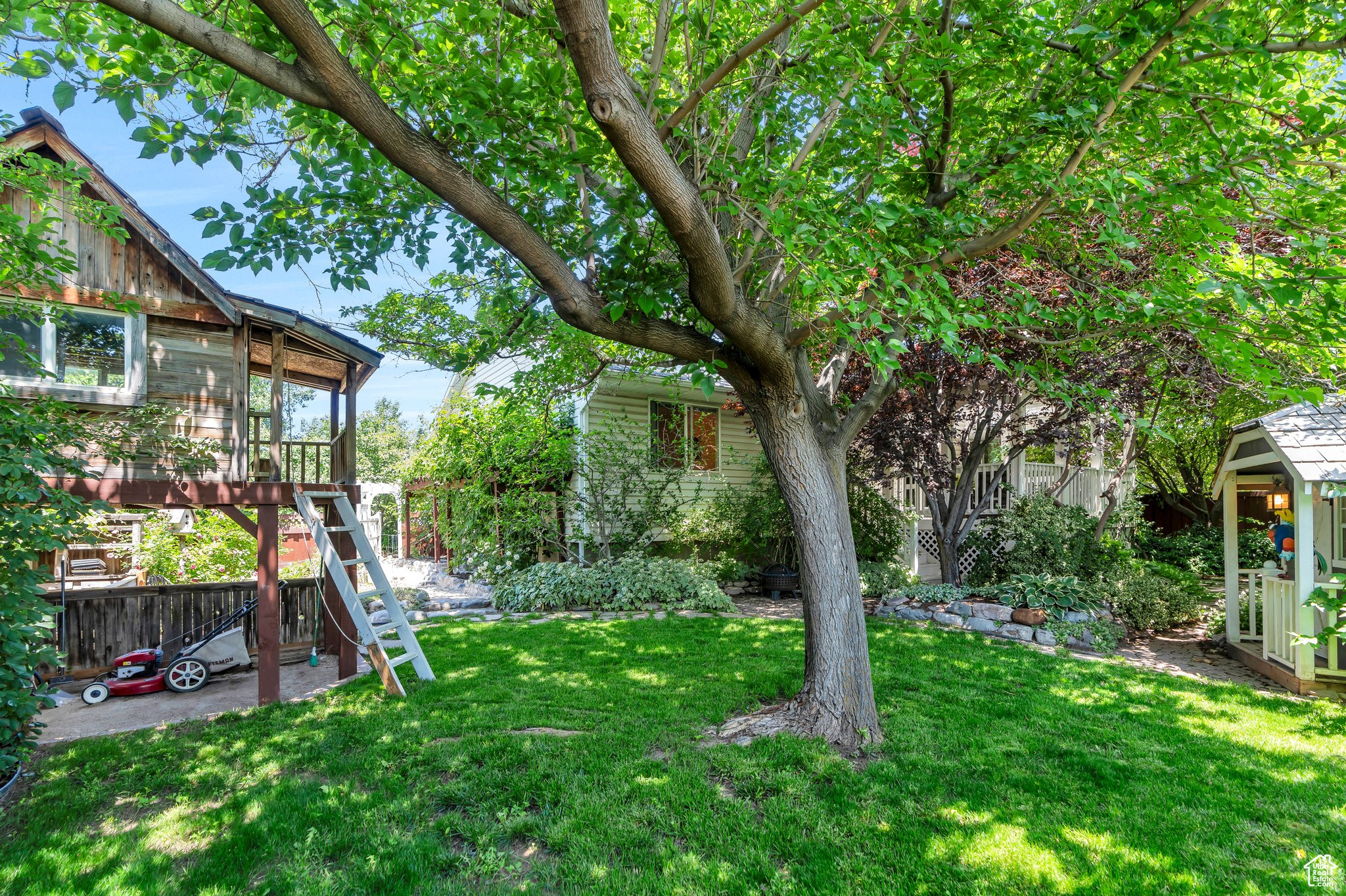 Lehi, Utah 84043, United States, 4 Bedrooms Bedrooms, ,3 BathroomsBathrooms,Residential,Pending,146141