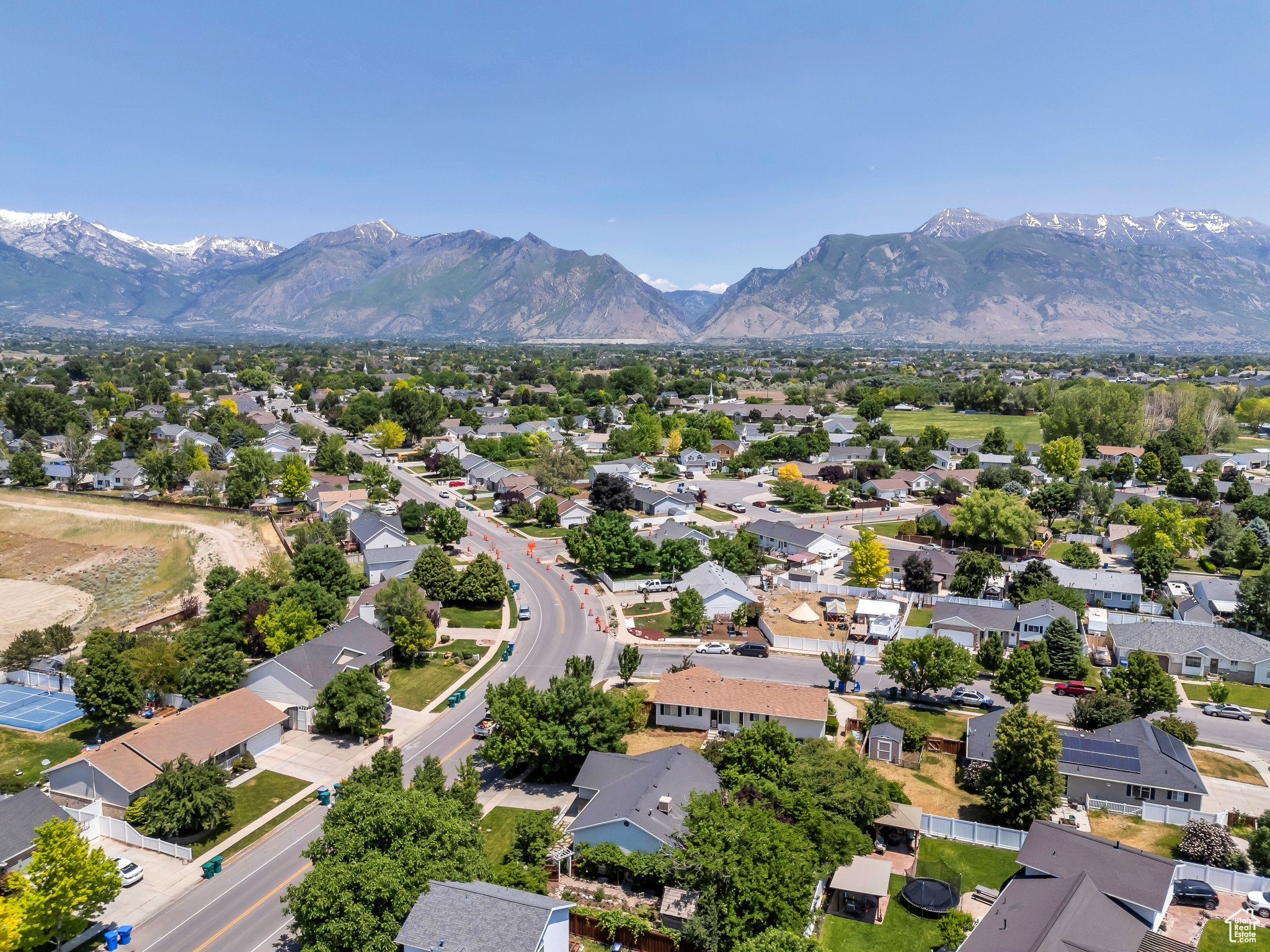 Lehi, Utah 84043, United States, 4 Bedrooms Bedrooms, ,3 BathroomsBathrooms,Residential,Pending,146141