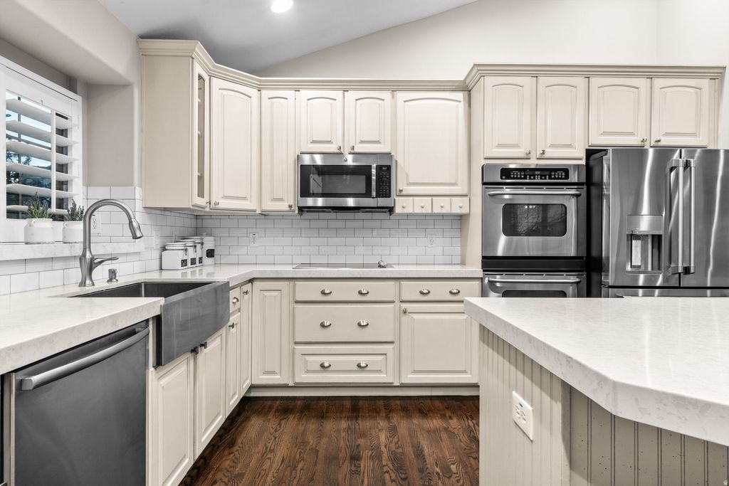 Photo of 2464 W 2400 N, Lehi, UT 84043 (MLS # 2130610)