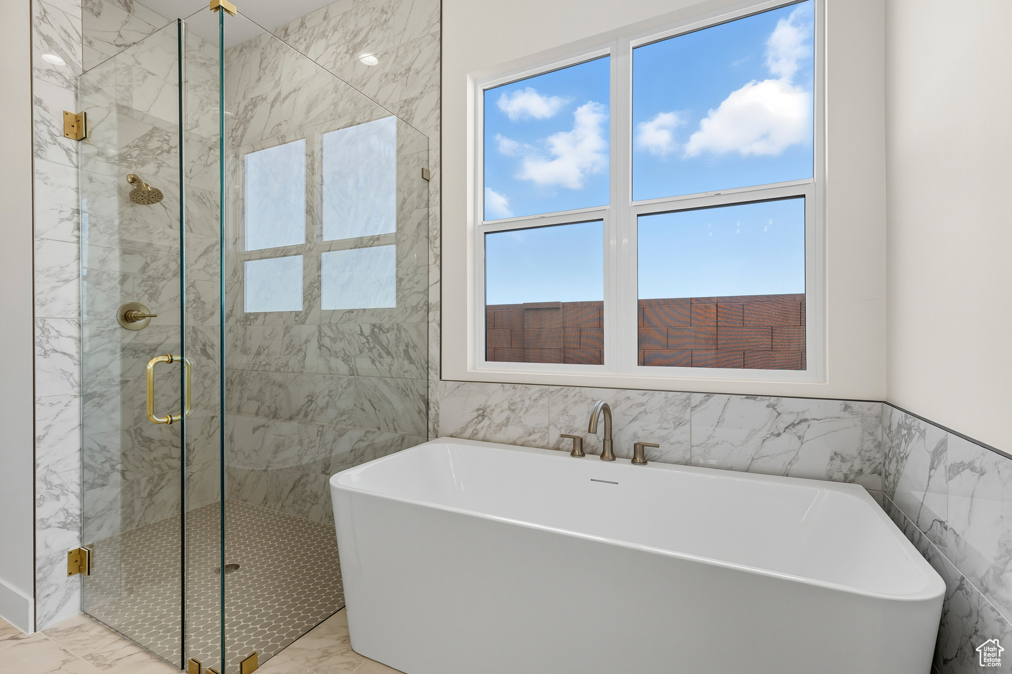 SAND POINT AT DESERT SANDS - Residential