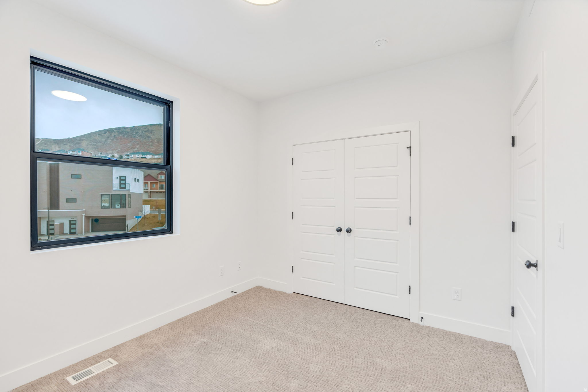 STERLING HEIGHTS - Residential