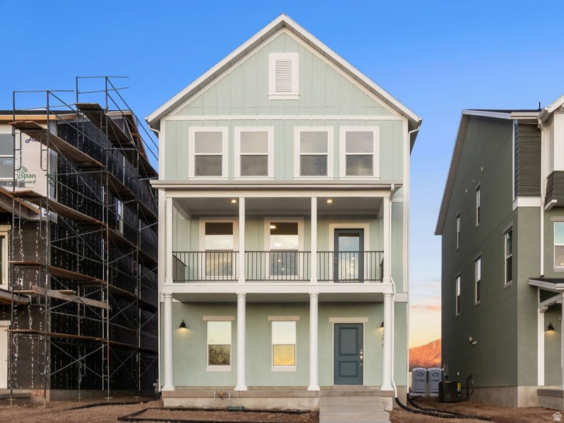 TRAILSIDE - Residential