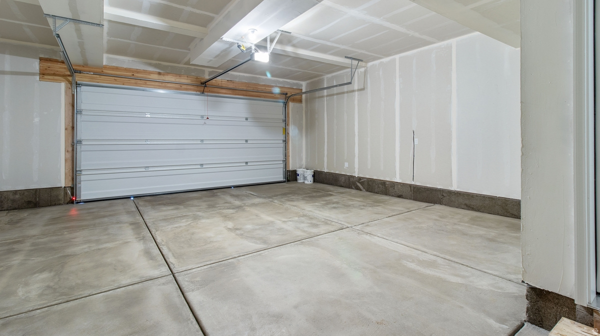 TRAILSIDE - Residential