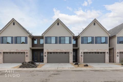 Townhouse For Sale - 960 Heritage Dr #27<br/> Santa Clara, UT 84765