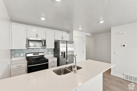 Tiny photo for 1156 E TRIDENT DR, Saratoga Springs, UT 84045 (MLS # 2189213)