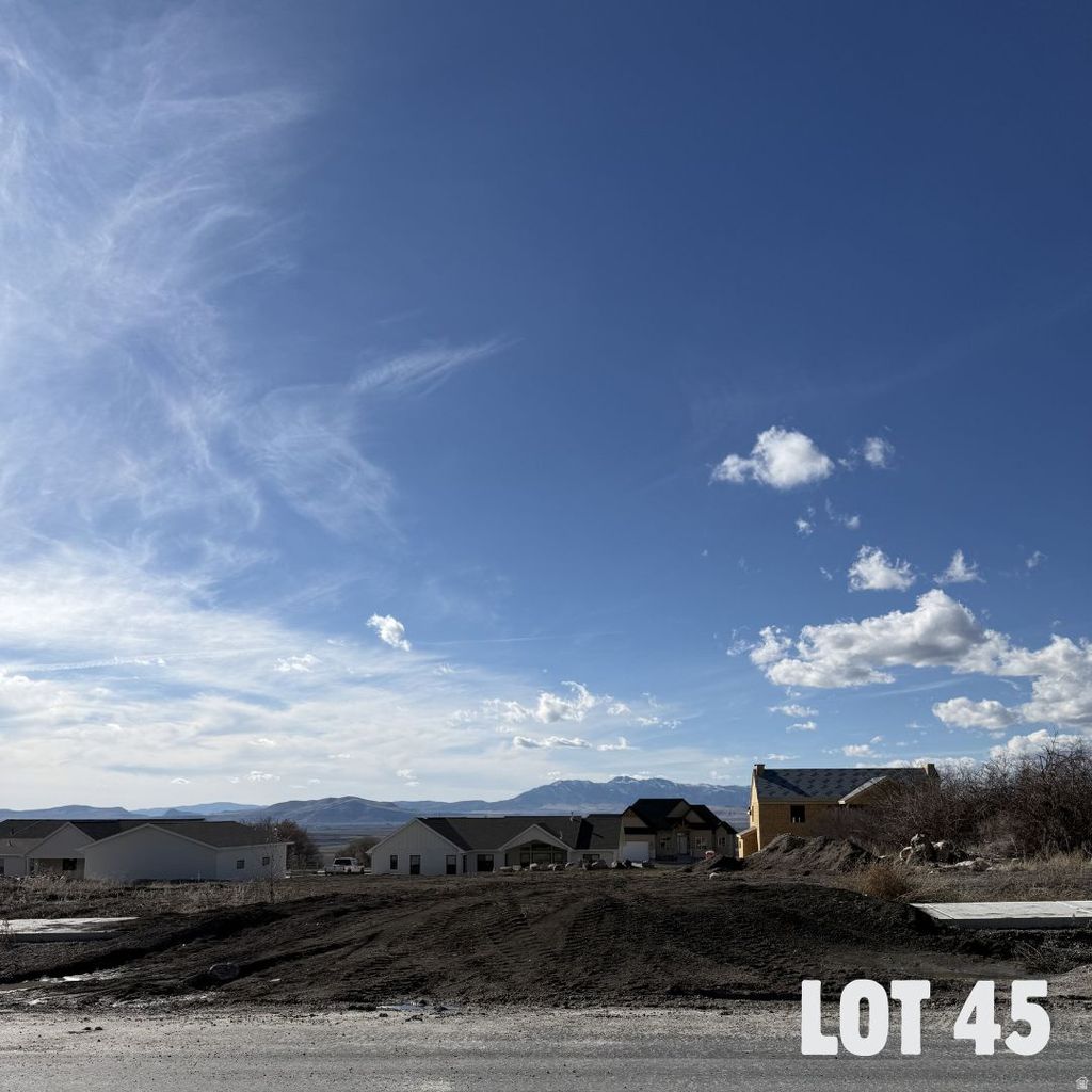 Photo of 681 CHERRY RIDGE LN #45, Richmond, UT 84333 (MLS # 2140076)