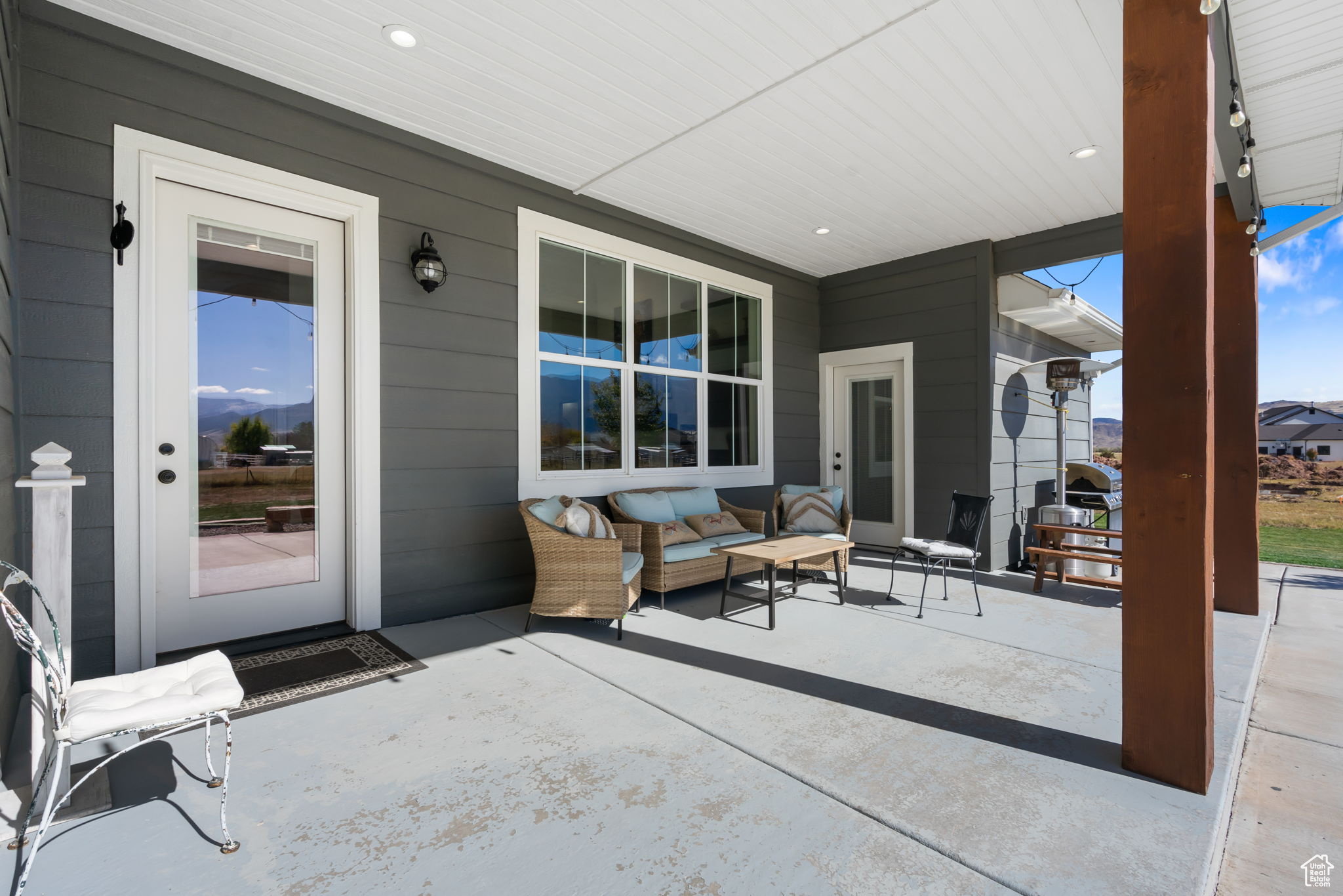 NORTH MEADOW - Residential