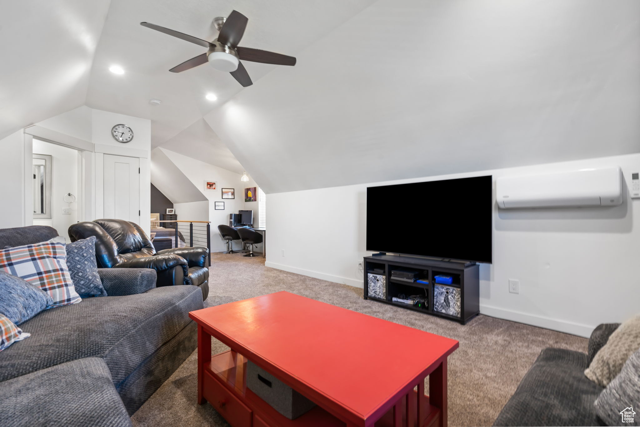 NORTH MEADOW - Residential