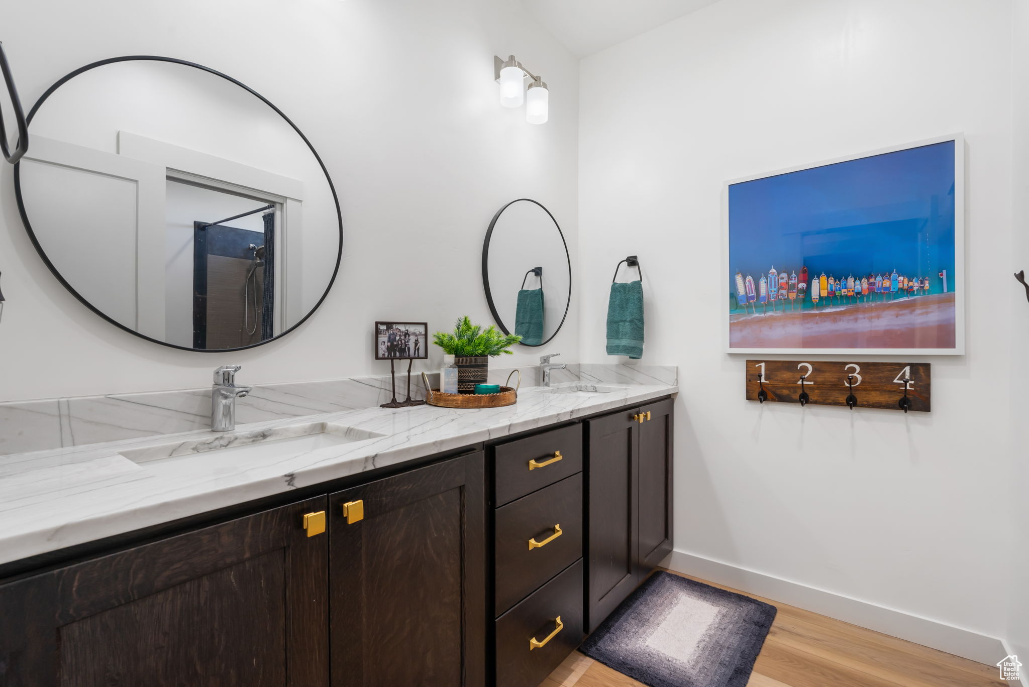 NORTH MEADOW - Residential